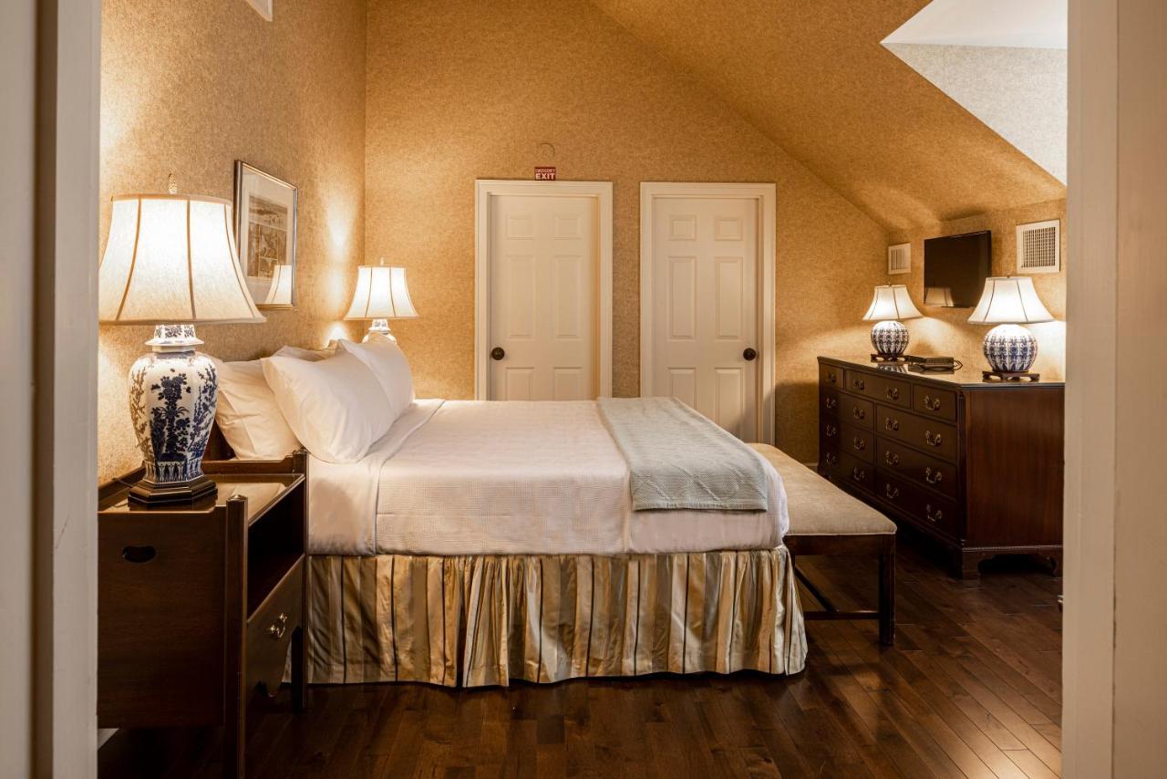 Baywood Conference And Lodging Center Coraopolis Extérieur photo