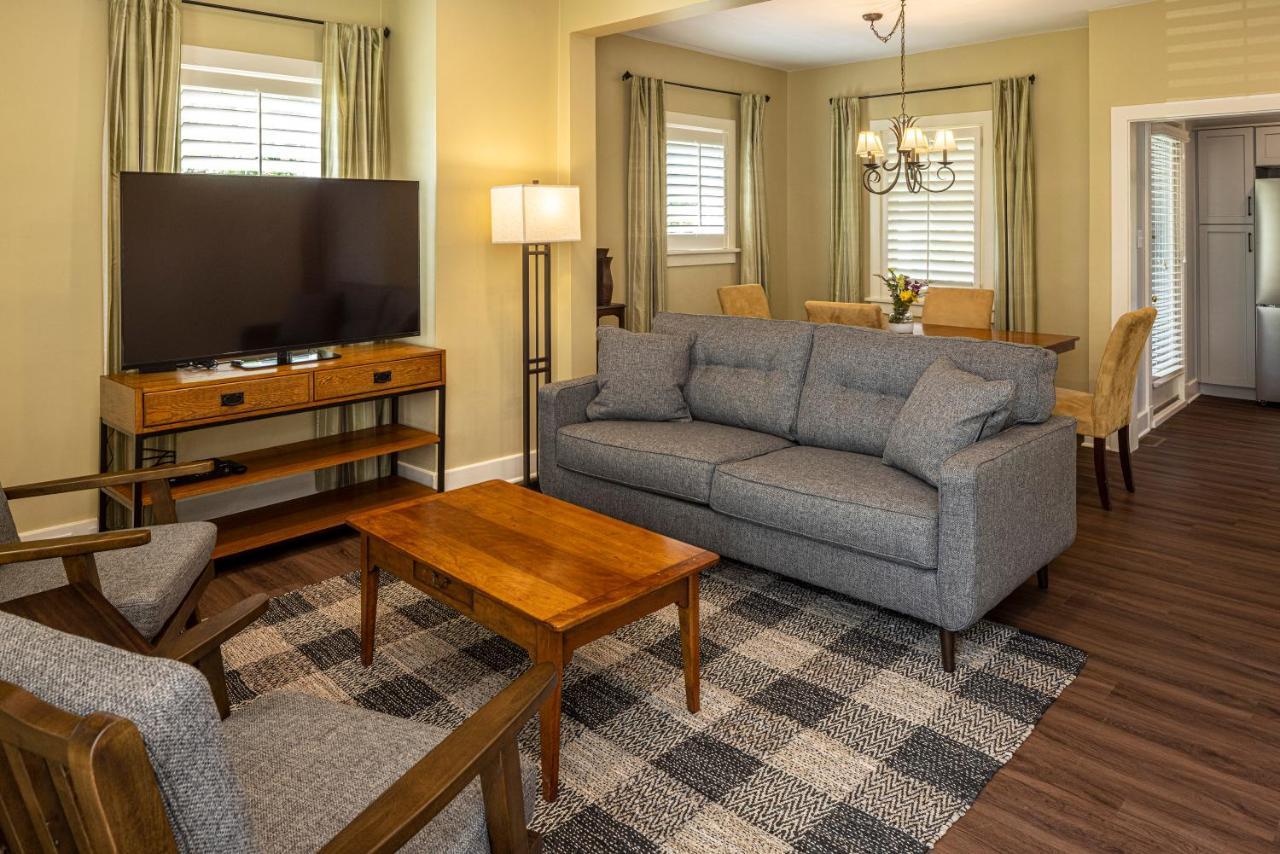 Baywood Conference And Lodging Center Coraopolis Extérieur photo