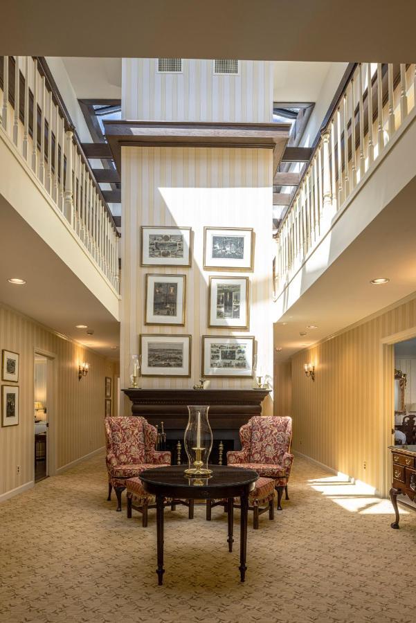 Baywood Conference And Lodging Center Coraopolis Extérieur photo